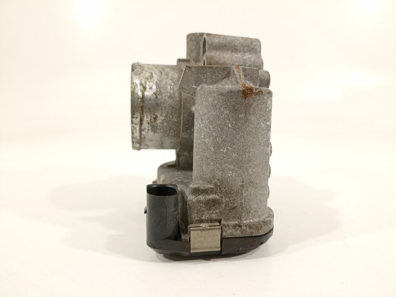 Recambio de caja mariposa para ford fiesta (cb1) ambiente referencia OEM IAM 8A6G9F991AB  