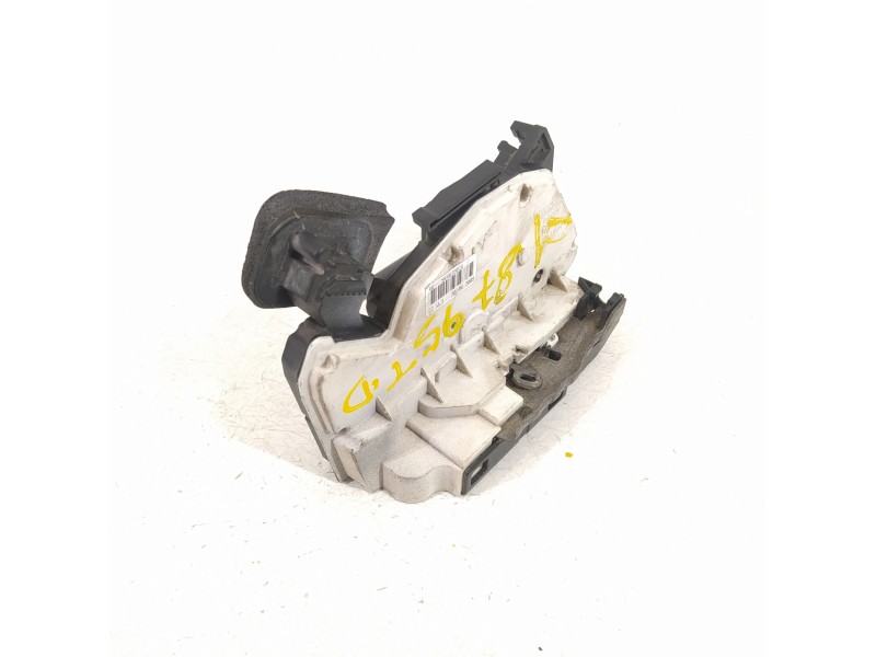 Recambio de cerradura puerta trasera derecha para volkswagen polo (6r1) advance referencia OEM IAM 5K4839016  