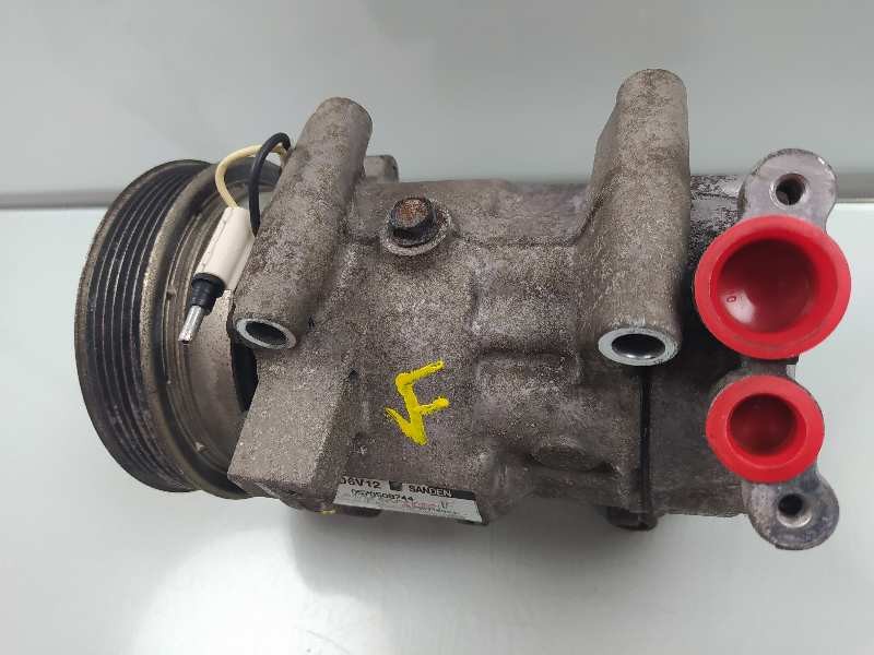 Recambio de compresor aire acondicionado para renault kangoo (f/kc0) alize referencia OEM IAM 8200716562 0570509744 