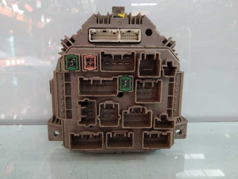 Recambio de cuadro instrumentos para peugeot 107 básico referencia OEM IAM 838000H132  