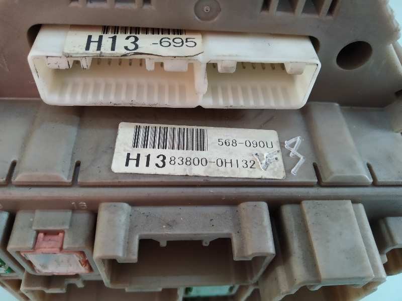 Recambio de cuadro instrumentos para peugeot 107 básico referencia OEM IAM 838000H132  