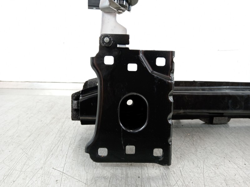 Recambio de refuerzo paragolpes delantero para seat arona xperience referencia OEM IAM 6F0807111B 6F0807109H 