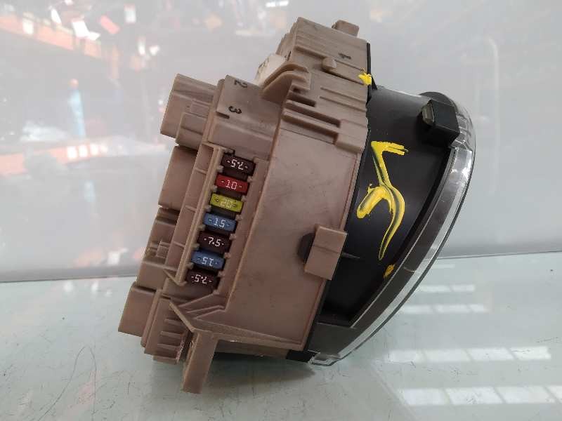 Recambio de cuadro instrumentos para peugeot 107 básico referencia OEM IAM 838000H132  