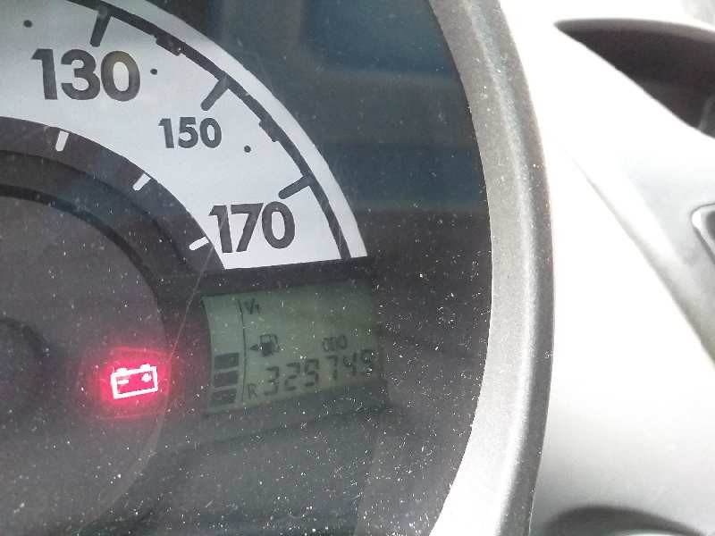 Recambio de cuadro instrumentos para peugeot 107 básico referencia OEM IAM 838000H132  