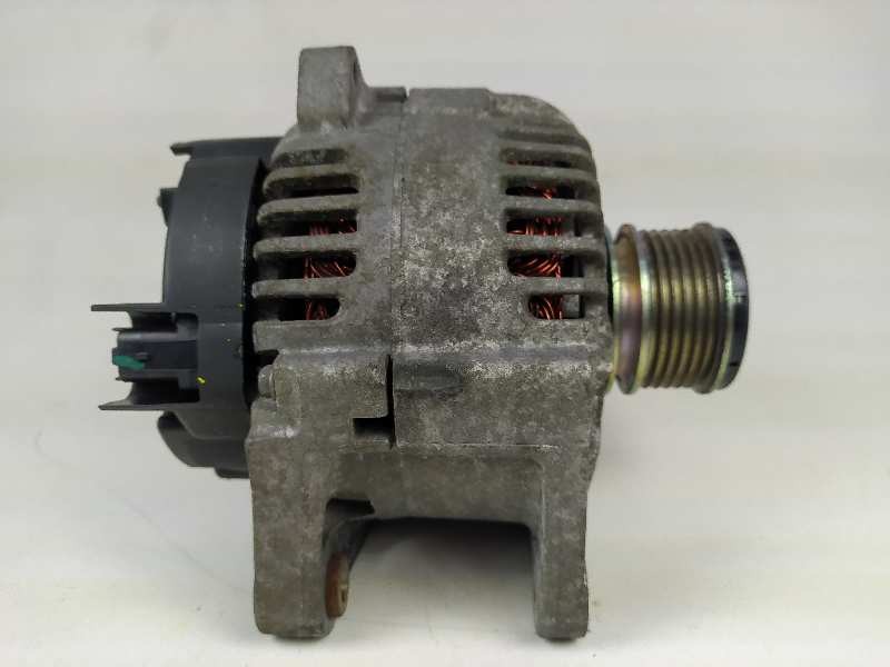 Recambio de alternador para renault kangoo furgón professional referencia OEM IAM 8200667608A 2543562B 108013286