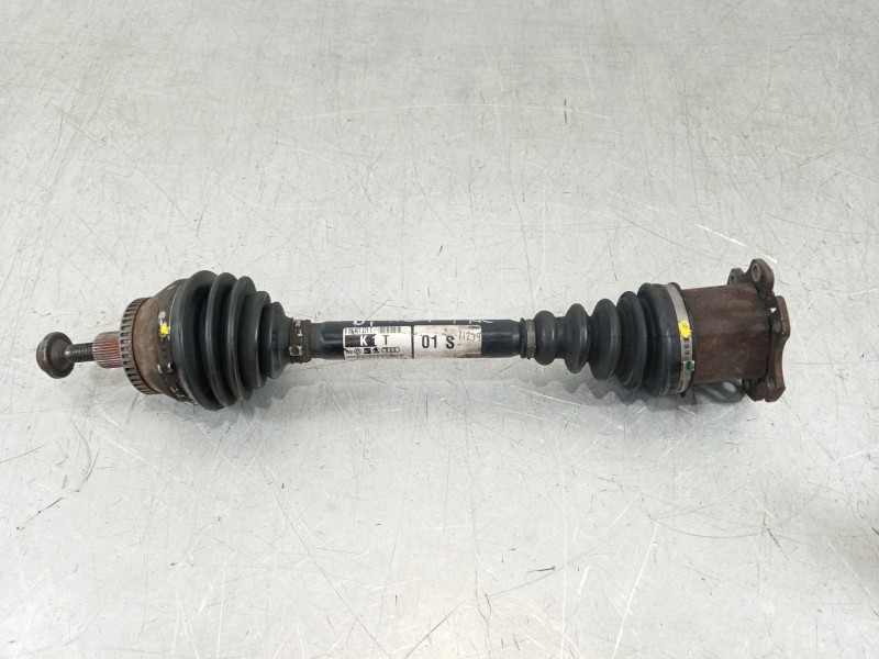 Recambio de transmision delantera izquierda para audi a4 berlina (8e) 1.9 tdi (96kw) referencia OEM IAM 8E0407271T  