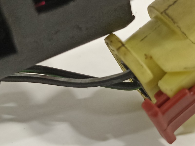 Recambio de retrovisor derecho para seat arona xperience referencia OEM IAM 21996212GM  