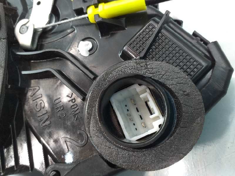 Recambio de cerradura puerta delantera derecha para toyota auris hybrid active referencia OEM IAM   