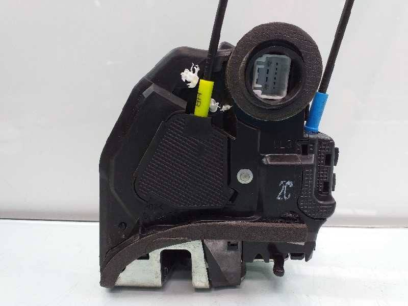 Recambio de cerradura puerta trasera izquierda para toyota auris hybrid active referencia OEM IAM   