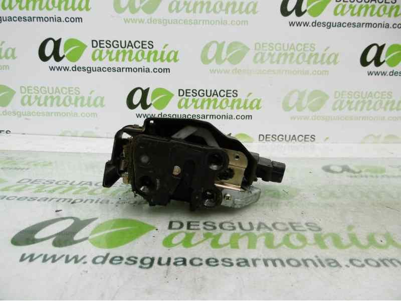 Recambio de cerradura puerta trasera derecha para kia picanto 1.1 lx referencia OEM IAM 8142007020  