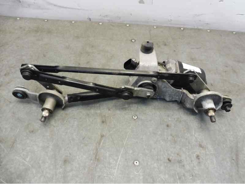 Recambio de motor limpia delantero para hyundai i30 (gd) tecno referencia OEM IAM 98100A5000  