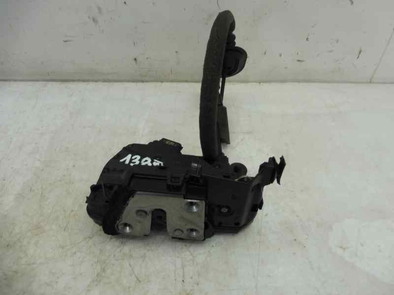 Recambio de cerradura puerta delantera derecha para renault captur zen referencia OEM IAM 805022764R  