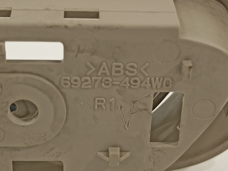 Recambio de maneta interior delantera derecha para toyota land cruiser (j12) 3.0 d-4d gx referencia OEM IAM 69273494W0  