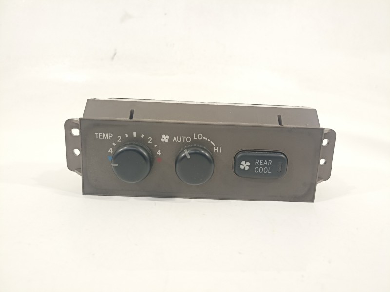 Recambio de mando climatizador para toyota land cruiser (j12) 3.0 d-4d gx referencia OEM IAM 6880720350  