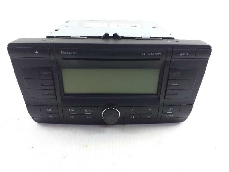Recambio de sistema audio / radio cd para skoda octavia combi (1z5) rs referencia OEM IAM 1Z0035161C  