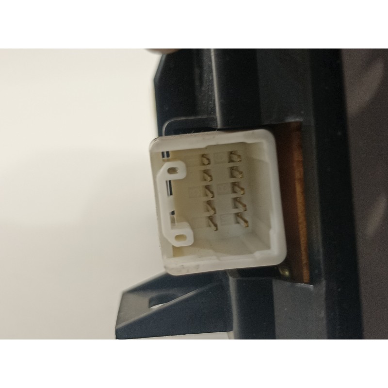 Recambio de mando climatizador para toyota land cruiser (j12) 3.0 d-4d gx referencia OEM IAM 6880720350  