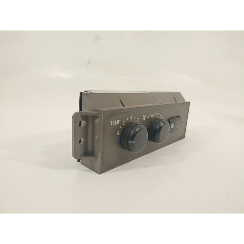 Recambio de mando climatizador para toyota land cruiser (j12) 3.0 d-4d gx referencia OEM IAM 6880720350  
