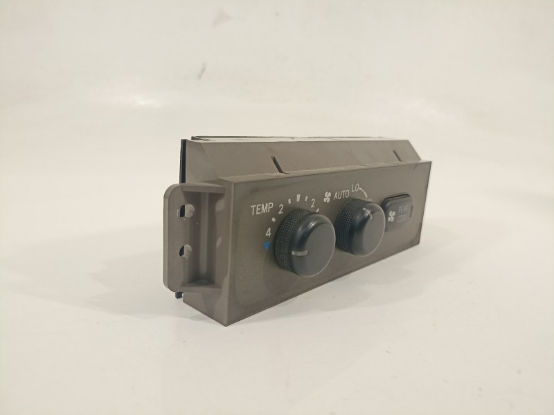 Recambio de mando climatizador para toyota land cruiser (j12) 3.0 d-4d gx referencia OEM IAM 6880720350  