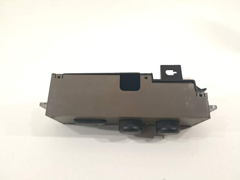Recambio de mando climatizador para toyota land cruiser (j12) 3.0 d-4d gx referencia OEM IAM 6880720350  