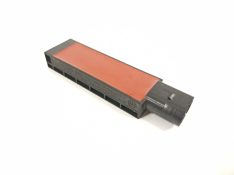 Recambio de antena para seat arona xperience referencia OEM IAM 5Q0962131  