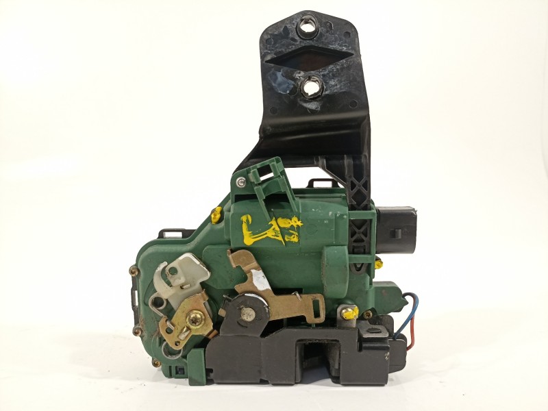 Recambio de cerradura puerta delantera izquierda para volkswagen passat berlina (3b3) advance referencia OEM IAM C3B1837015Q  