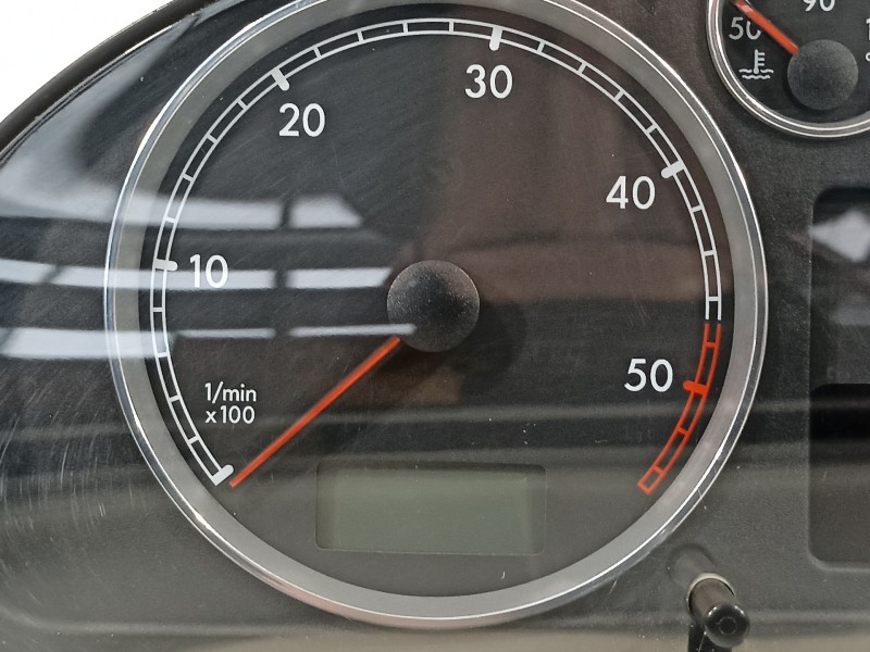 Recambio de cuadro instrumentos para volkswagen passat berlina (3b3) advance referencia OEM IAM 3B0920829A  