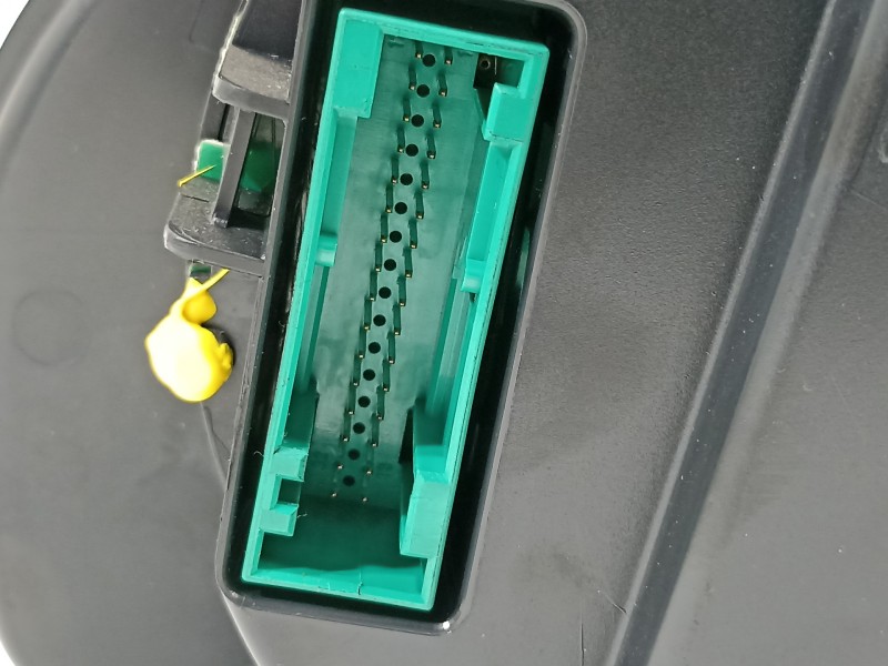 Recambio de cuadro instrumentos para volkswagen passat berlina (3b3) advance referencia OEM IAM 3B0920829A  