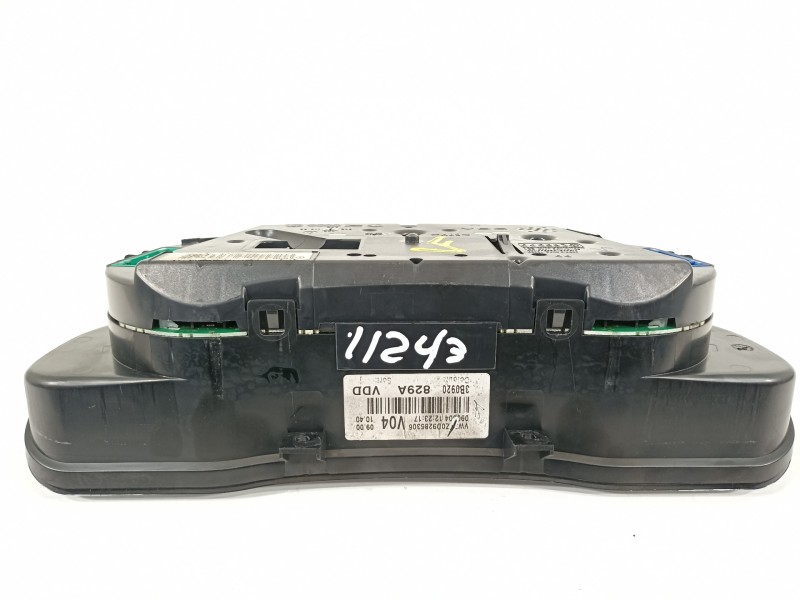 Recambio de cuadro instrumentos para volkswagen passat berlina (3b3) advance referencia OEM IAM 3B0920829A  
