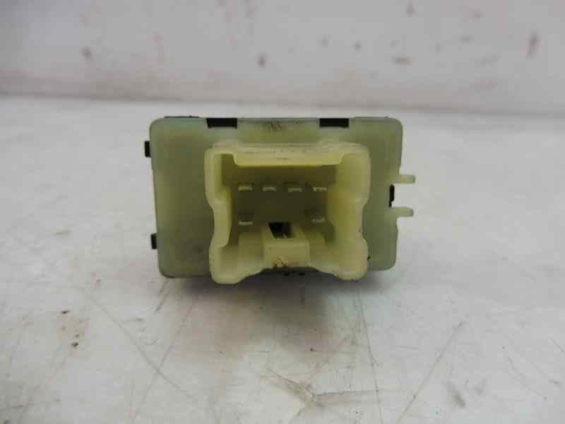 Recambio de mando elevalunas delantero derecho para renault captur zen referencia OEM IAM 254218614R  