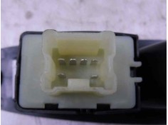 Recambio de mando elevalunas trasero derecho para renault captur zen referencia OEM IAM 829614619R   2