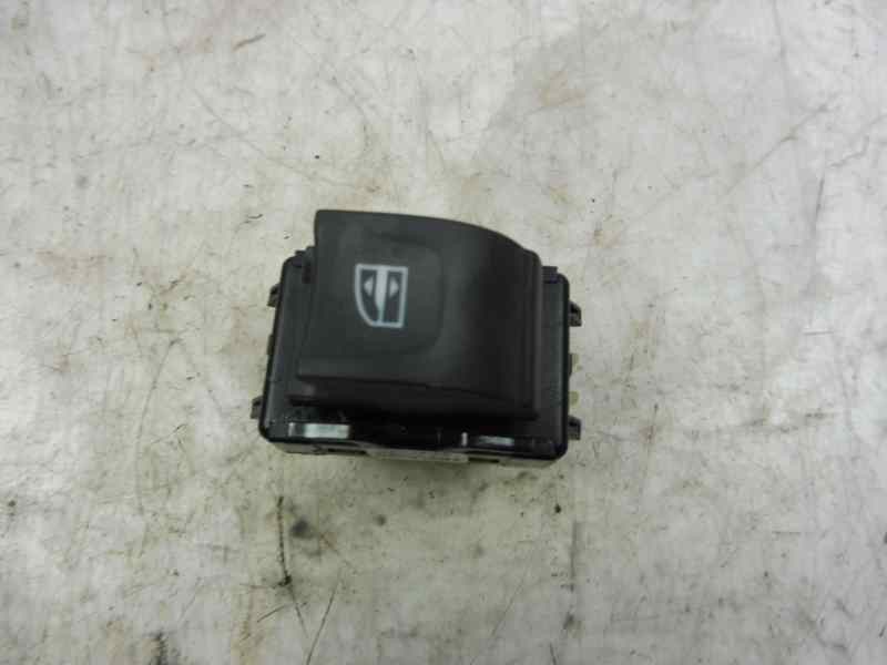 Recambio de mando elevalunas trasero izquierdo para renault captur zen referencia OEM IAM 254216614R  