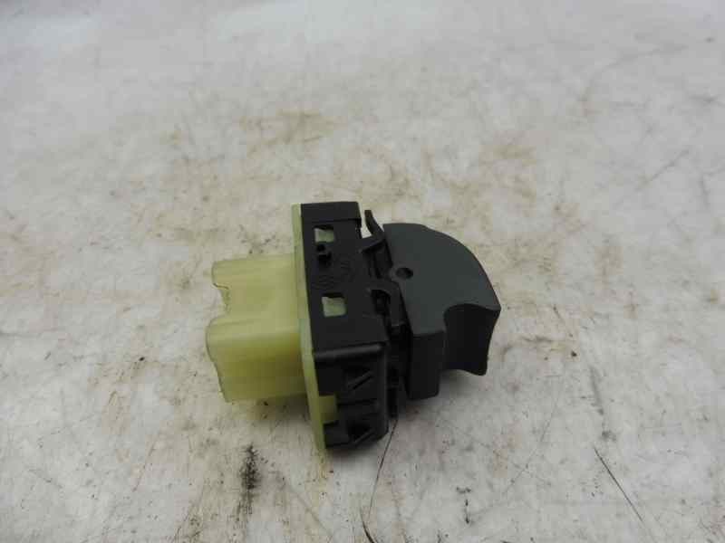 Recambio de mando elevalunas trasero izquierdo para renault captur zen referencia OEM IAM 254216614R  