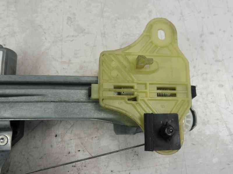 Recambio de elevalunas trasero derecho para renault captur zen referencia OEM IAM 128001471 19031060004 