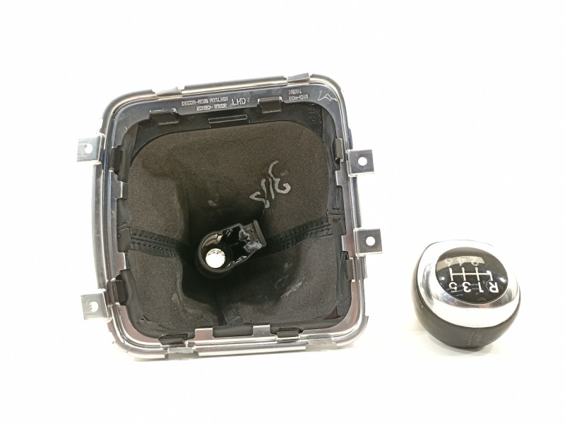 Recambio de pomo palanca cambio para hyundai i30 (gd) tecno referencia OEM IAM 43711A5200 84640A50004X 