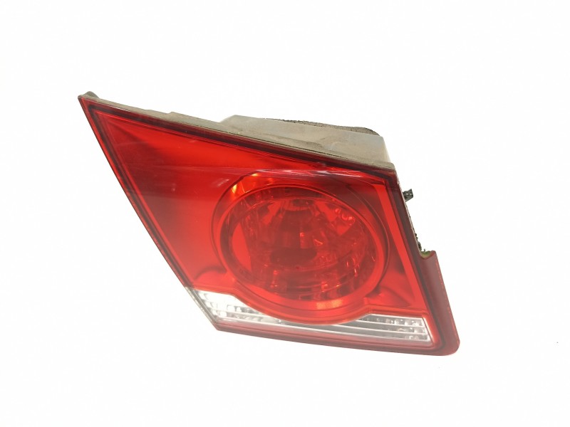 Recambio de piloto trasero izquierdo en porton para chevrolet cruze ls referencia OEM IAM 95971550   Recambio de piloto trasero izquierdo en porton para chevrolet cruze ls referencia OEM IAM 95971550