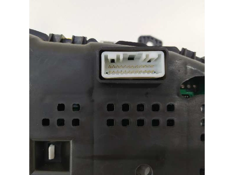 Recambio de cuadro instrumentos para hyundai i30 classic referencia OEM IAM  11001765601U 