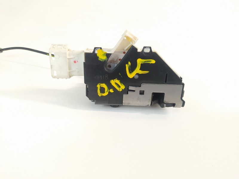 Recambio de cerradura puerta delantera derecha para citroën c4 berlina collection referencia OEM IAM 9683415980  