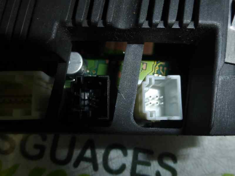 Recambio de mando climatizador para bmw serie 3 berlina (e46) 320d referencia OEM IAM 64118382446 5HB00773804 