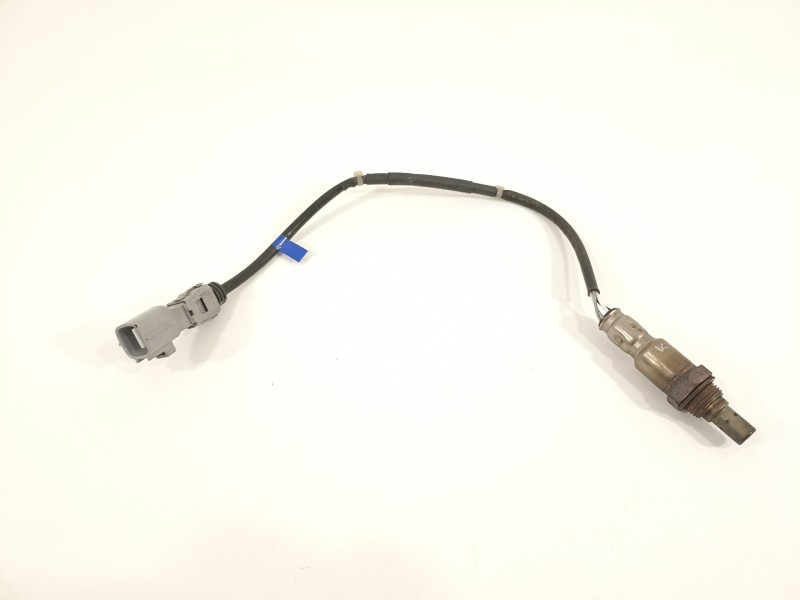 Recambio de sonda lambda para toyota yaris hsd active referencia OEM IAM 8946552670  