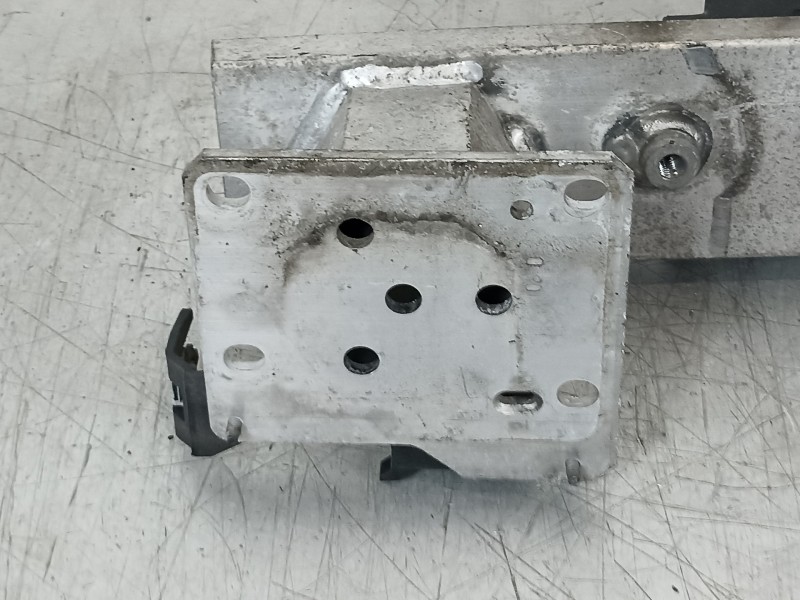 Recambio de refuerzo paragolpes delantero para citroën c4 berlina collection referencia OEM IAM 9651794280  