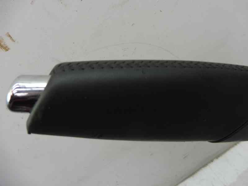 Recambio de palanca freno de mano para renault captur zen referencia OEM IAM 360109236R  