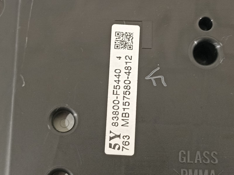 Recambio de cuadro instrumentos para toyota yaris hsd active referencia OEM IAM 83800F5440 MB1575804812 