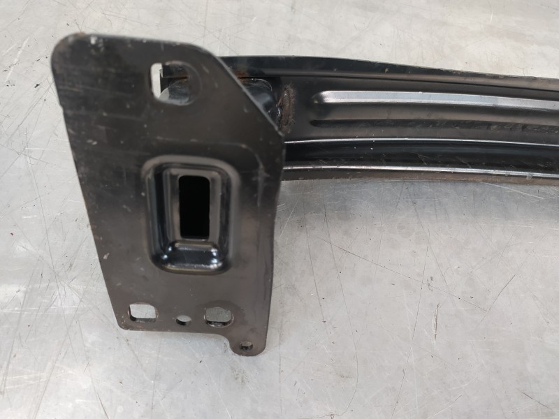 Recambio de refuerzo paragolpes delantero para seat ibiza (6p1) reference plus referencia OEM IAM 6J0807109A  