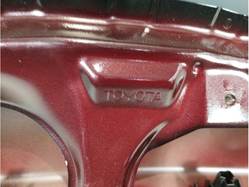 Recambio de porton trasero para toyota yaris hsd active referencia OEM IAM 123  