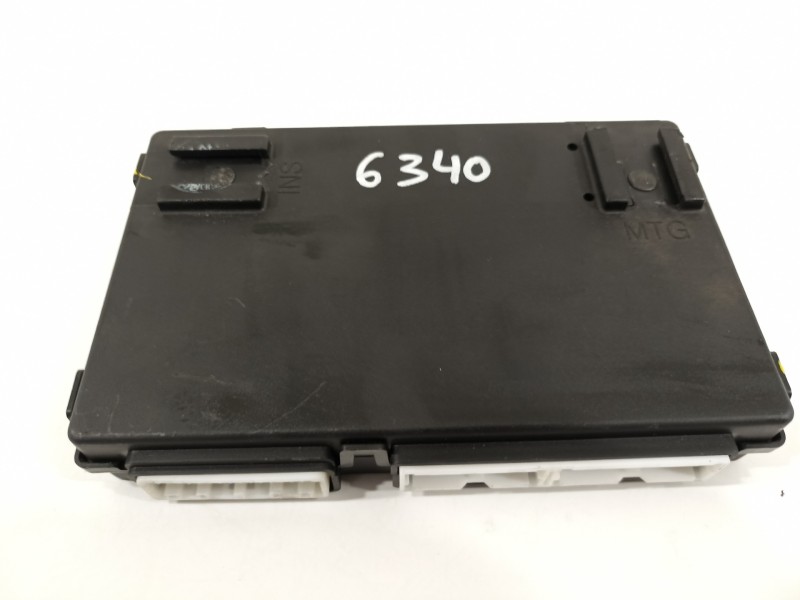 Recambio de modulo electronico para hyundai i30 classic referencia OEM IAM 954002R000  