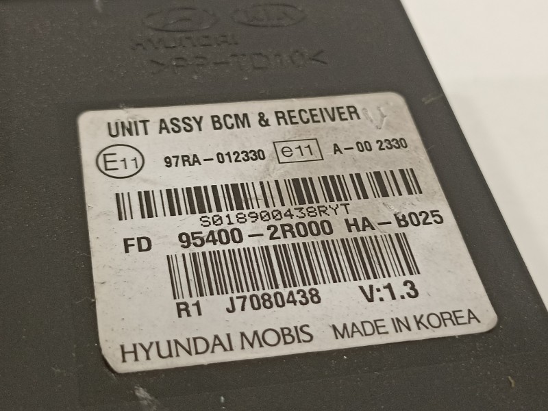 Recambio de modulo electronico para hyundai i30 classic referencia OEM IAM 954002R000  