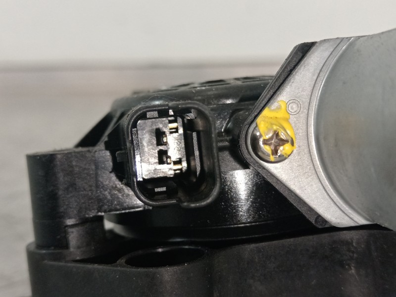 Recambio de elevalunas trasero derecho para nissan qashqai (j11) acenta referencia OEM IAM 827004EA0A  