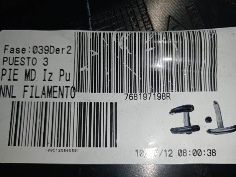 Recambio de moldura para renault twizy cargo referencia OEM IAM 768197198R  