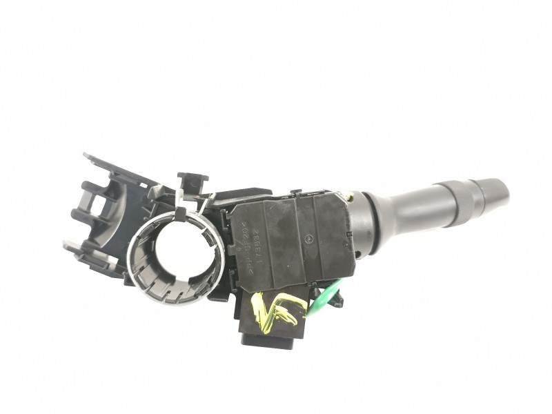 Recambio de mando luces para toyota yaris hsd active referencia OEM IAM 0D30017F938  