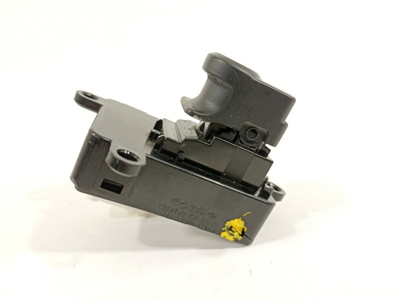 Recambio de mando elevalunas delantero derecho para hyundai i30 classic referencia OEM IAM 935752L011  